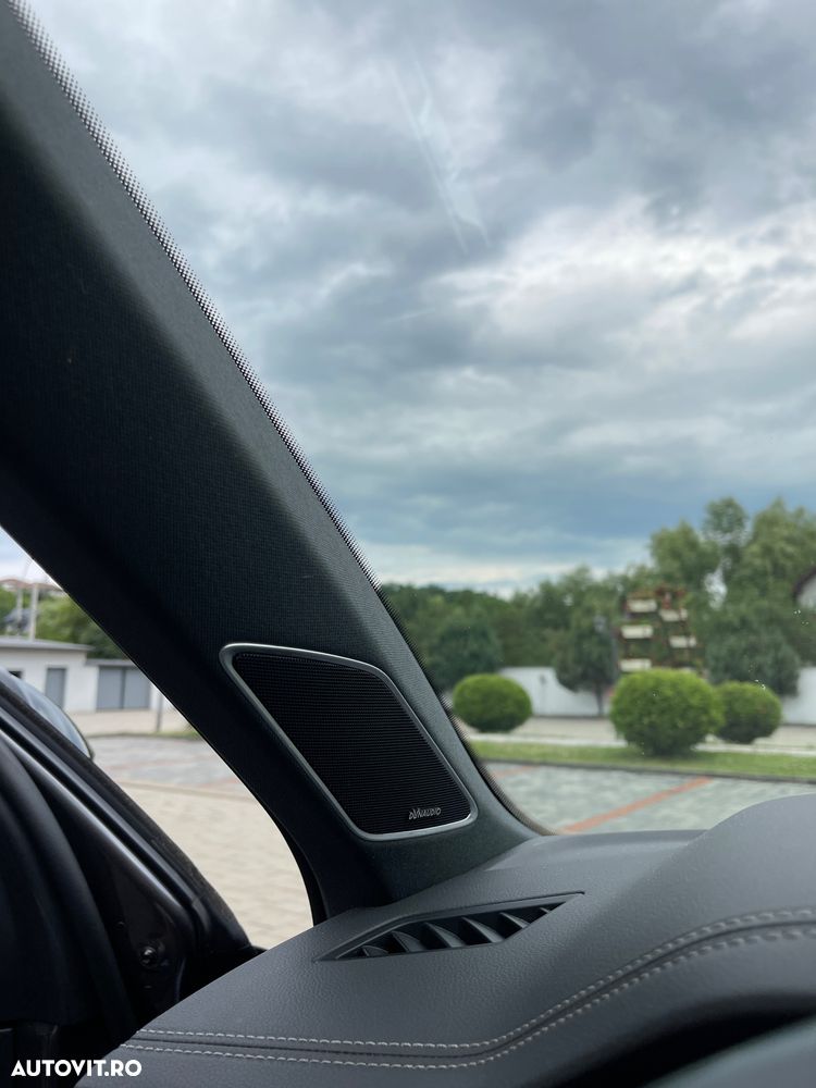 Volkswagen Touareg V6 TDI R-Style - 26