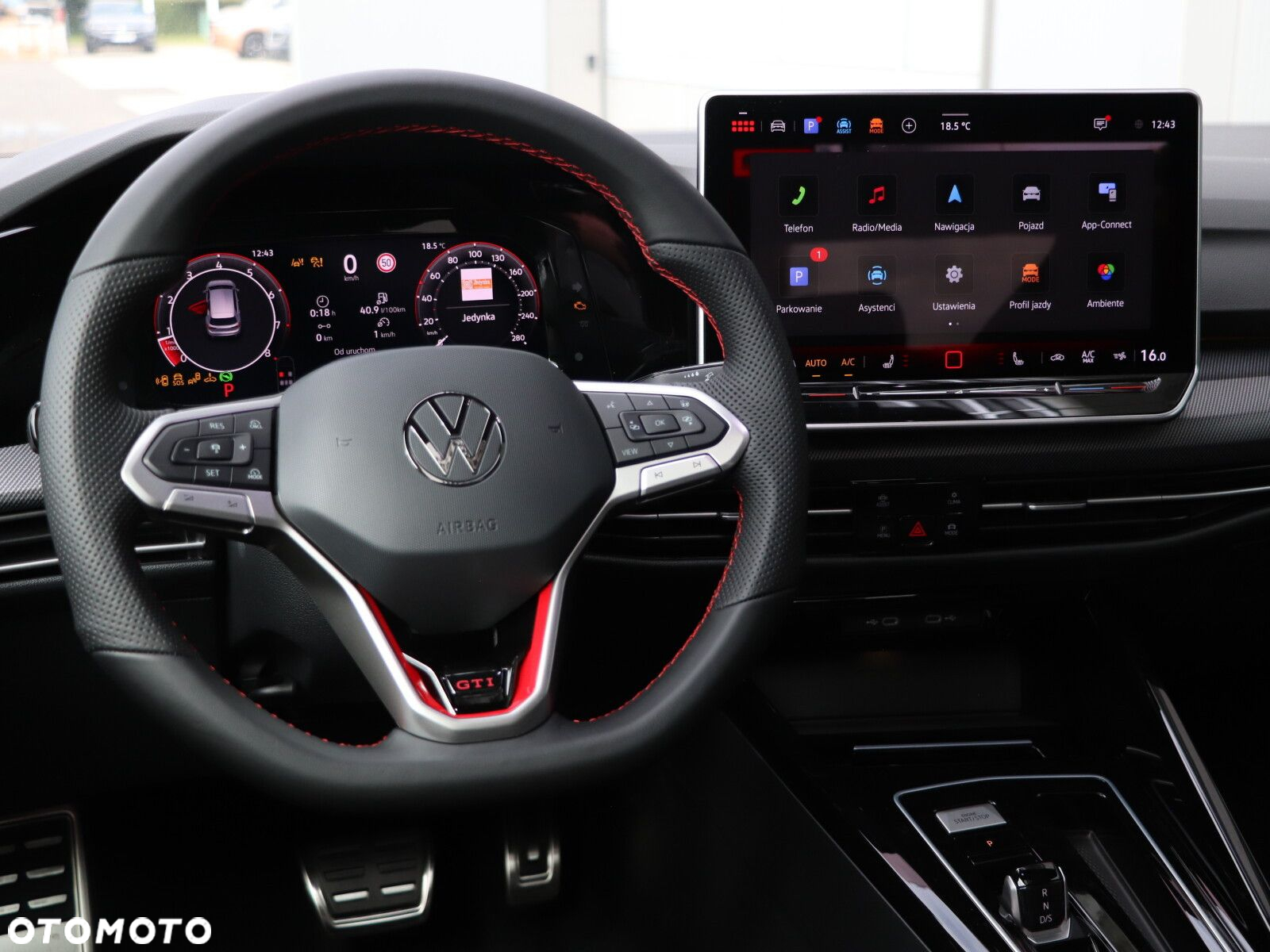 Volkswagen Golf - 16
