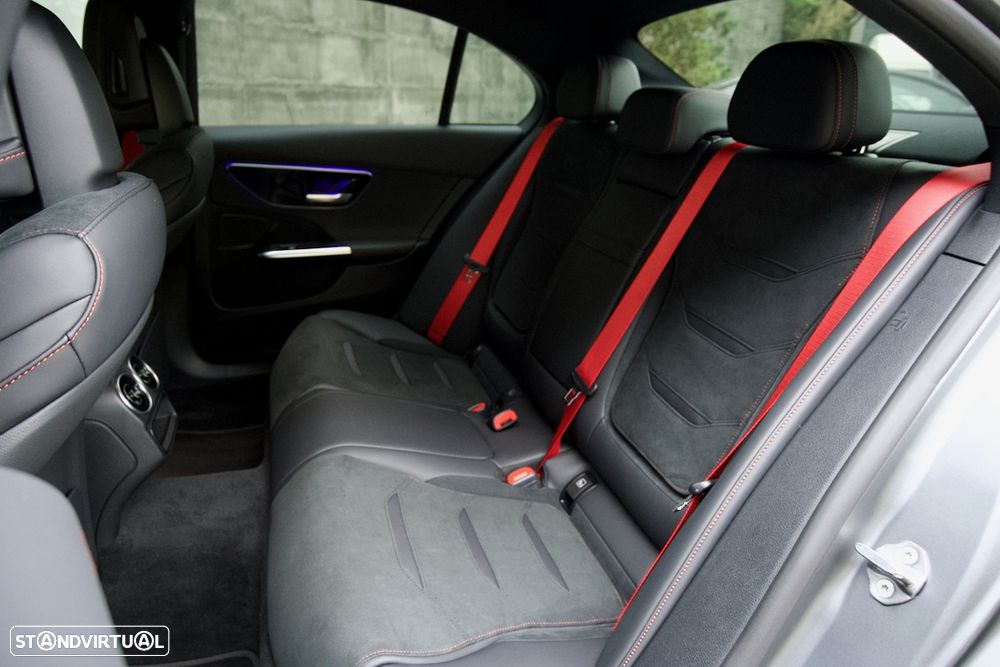 Mercedes-Benz C 43 AMG 4Matic - 23