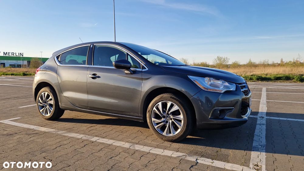 Citroën DS4 e-HDi 115 ETG6 SoChic - 3