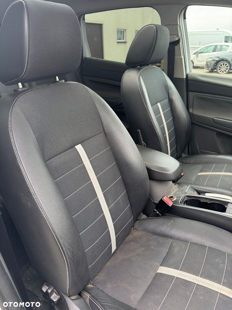 Ford Kuga 2.0 TDCi 4x4 Trend - 15