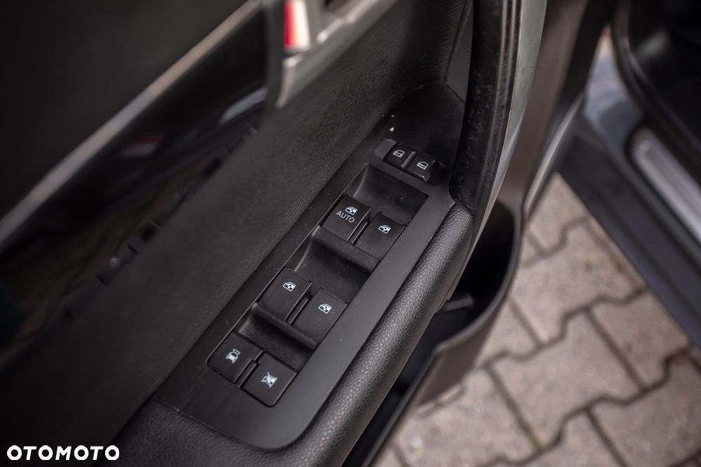 Chevrolet Captiva 2.2 4WD LTZ - 31