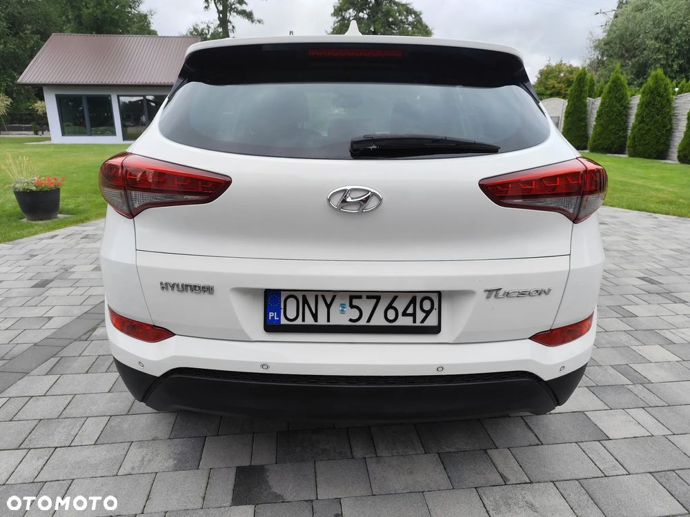 Hyundai Tucson 1.7 CRDI BlueDrive Style 2WD - 9