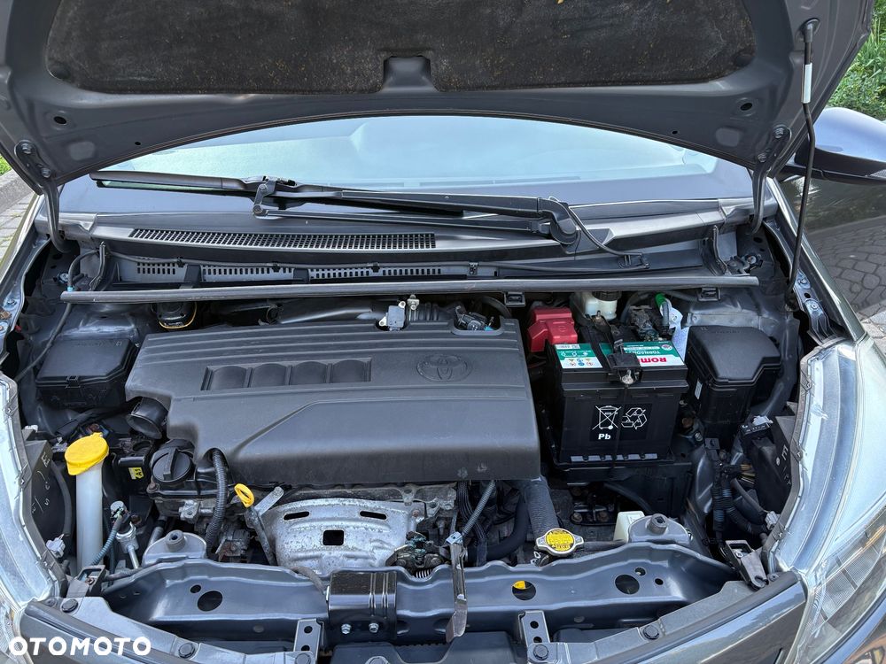 Toyota Yaris - 10