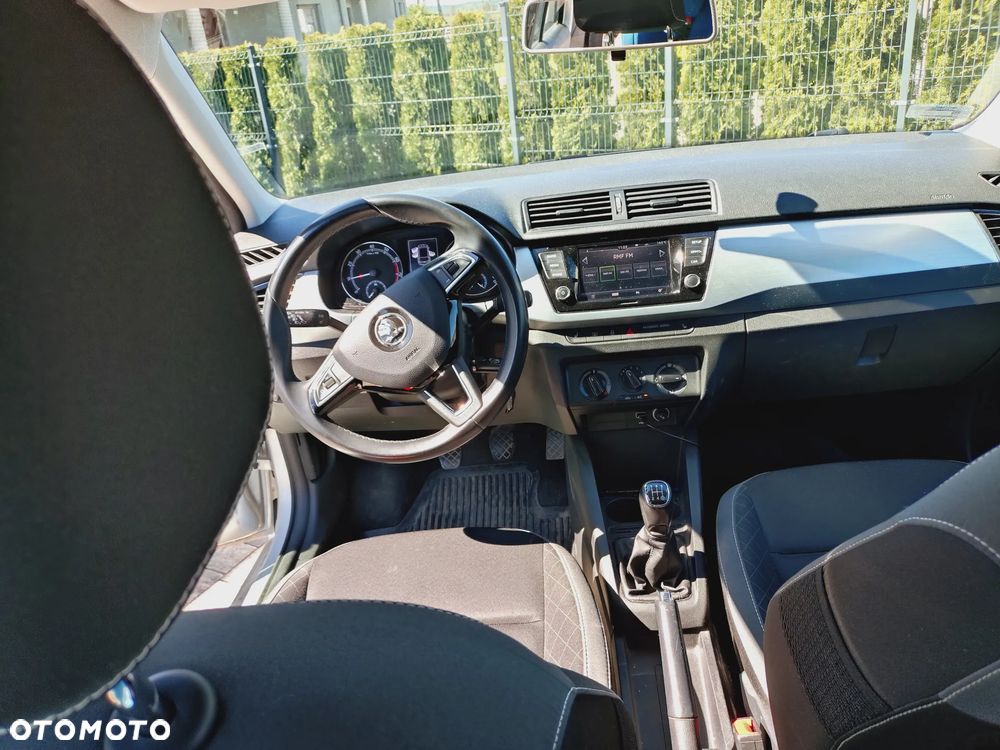 Skoda Fabia 1.0 Active - 11