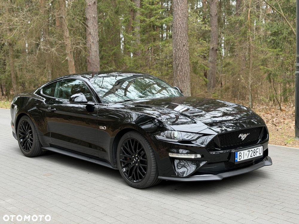 Ford Mustang - 1