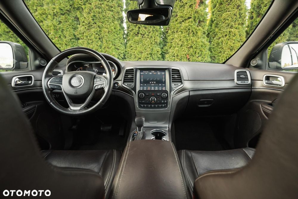 Jeep Grand Cherokee - 10