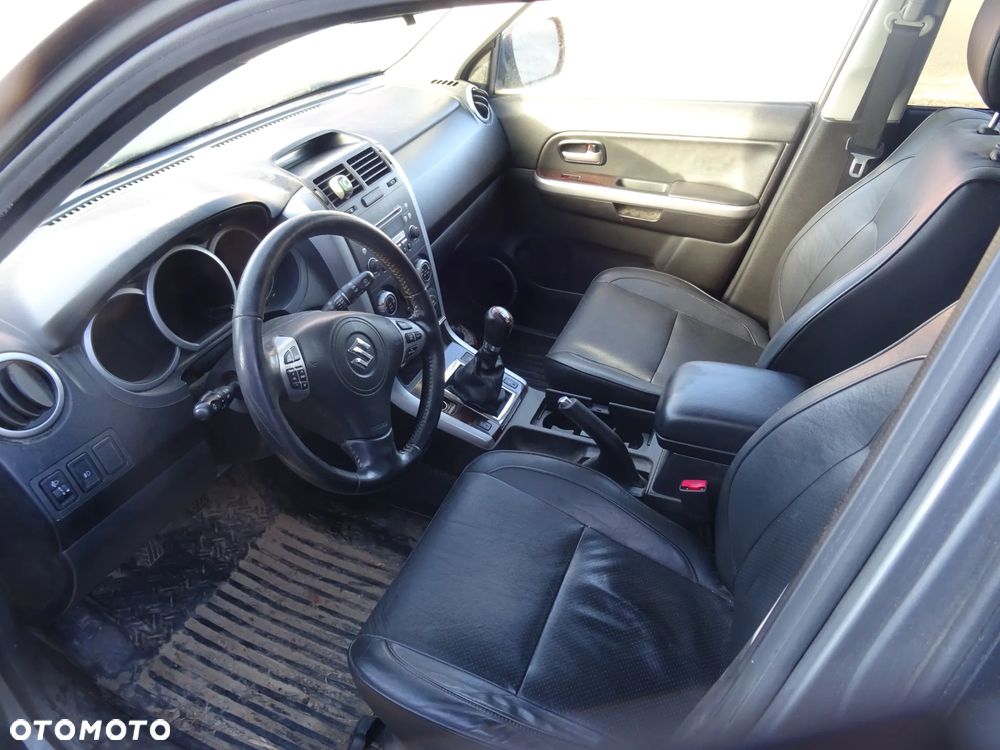 Suzuki Grand Vitara II (ZDL) drzwi zderzak klapa błotnik lampa części - 8