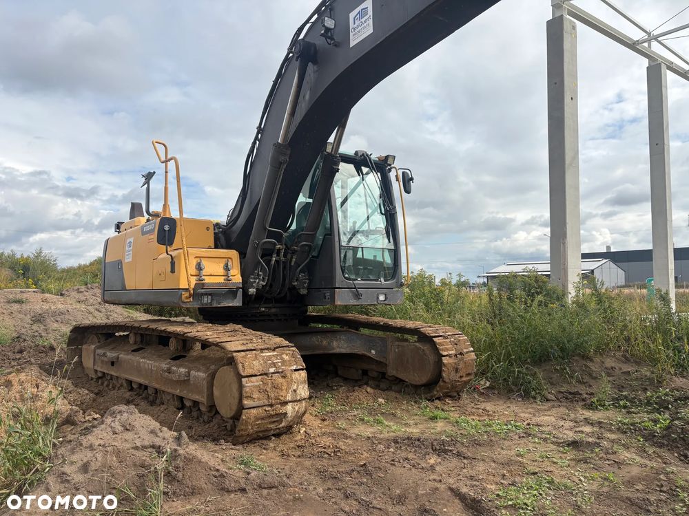 Volvo ec220 - 5