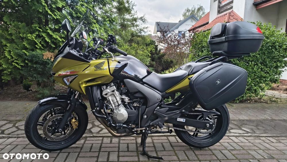Honda CBF - 2