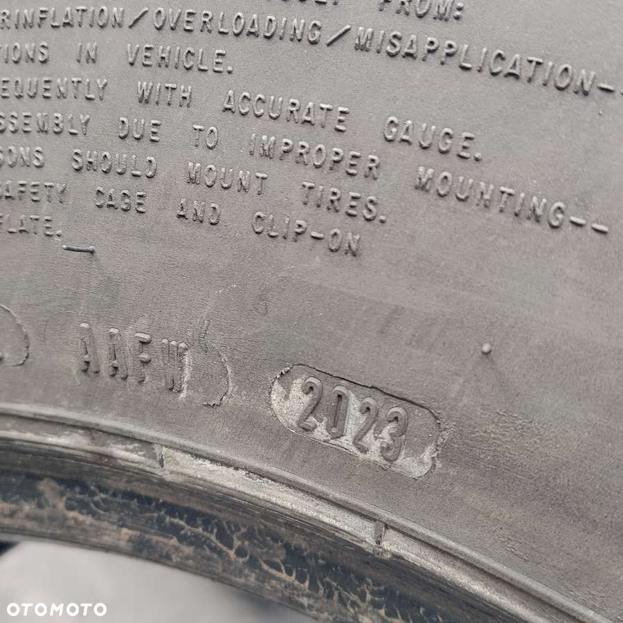 265/70 R17.5 Goodyear KMAX S - 4