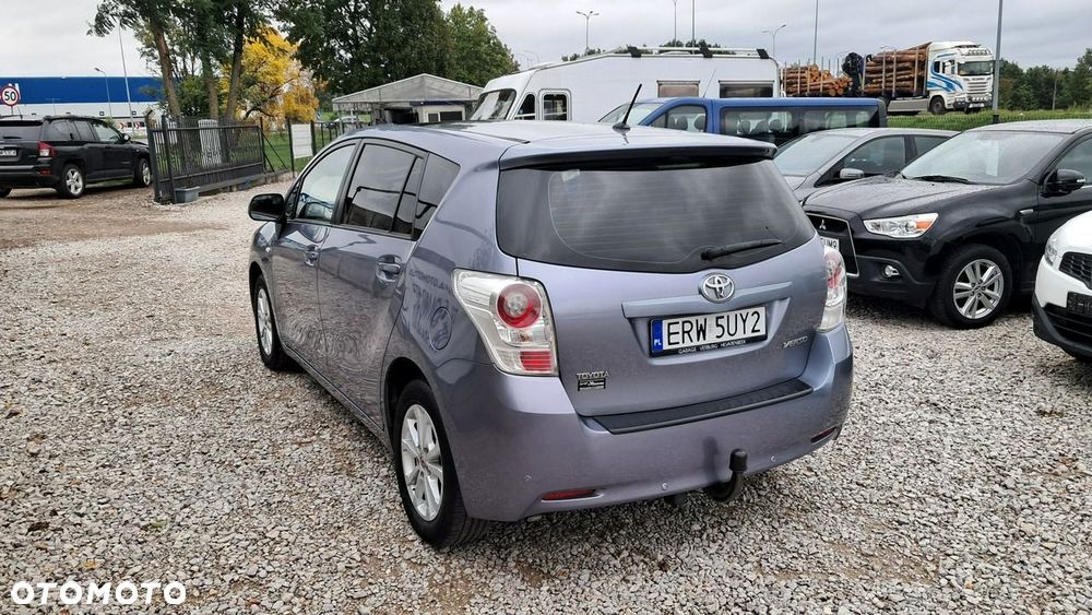 Toyota Verso 1.6 5-Sitzer Comfort - 11