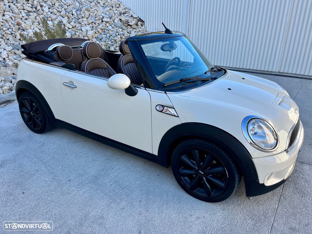 MINI Cabrio Cooper S - 12