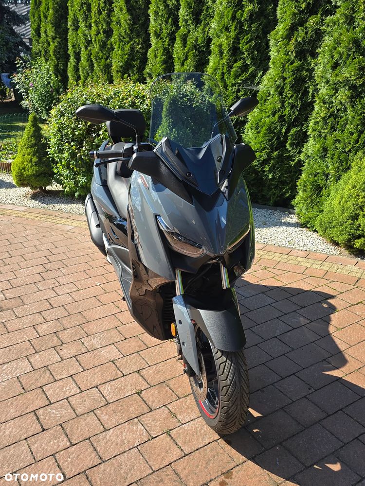 Yamaha X-max - 9