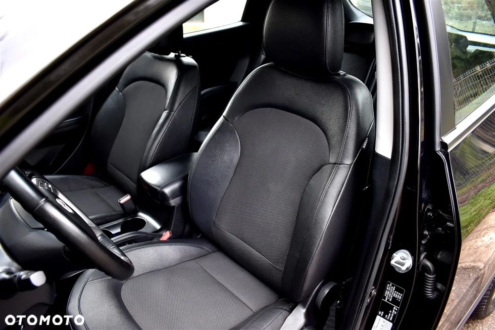 Hyundai ix35 2.0 CRDi 2WD Style - 28