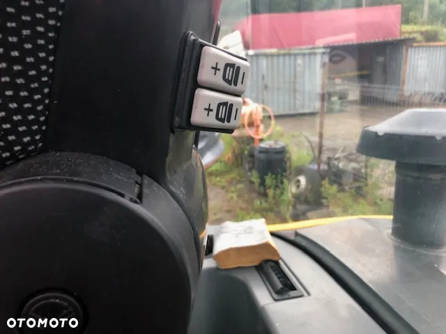 Volvo L30 GS - 15