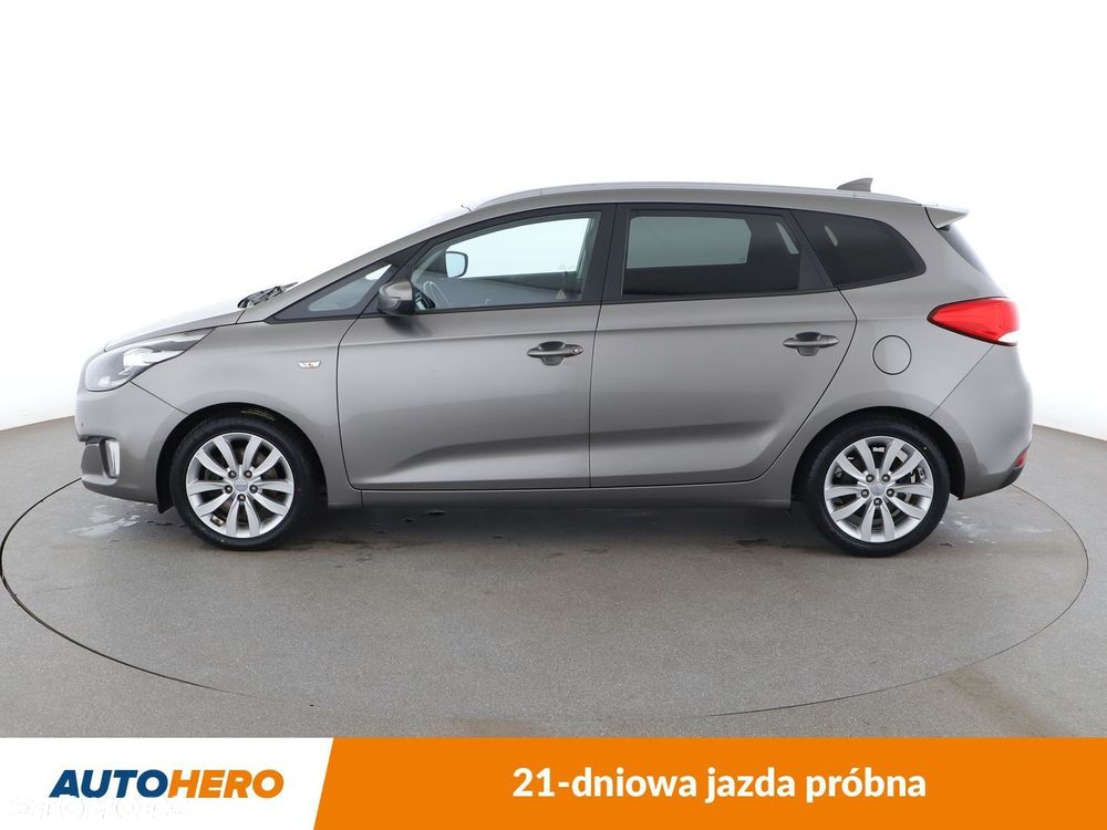 Kia Carens - 3