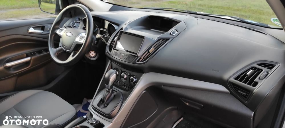 Ford Kuga - 31