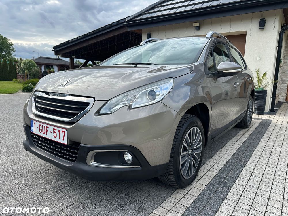 Peugeot 2008 1.2 Pure Tech GPF Style - 1