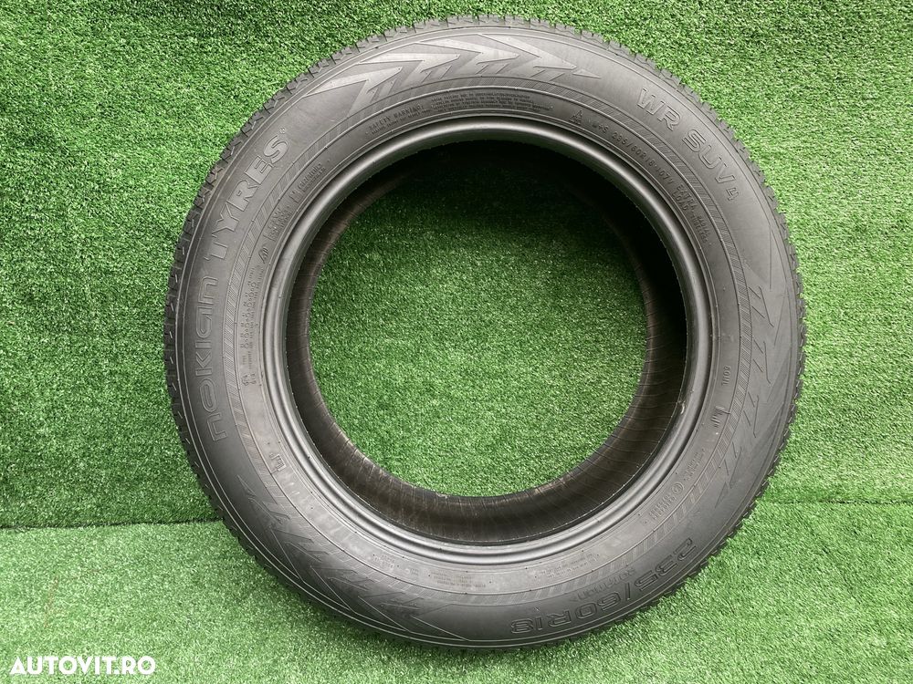 Set 4 anvelope Iarna Nokian Tires WR SUV 4 235 60 R18 107V 6,3-5,6mm - 2