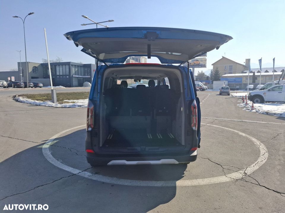 Ford Tourneo Custom - 7