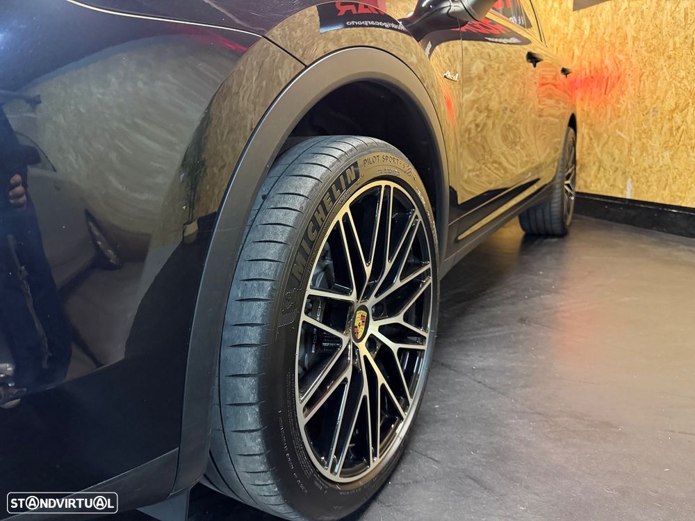 Porsche Cayenne 3.0 V6 - 45