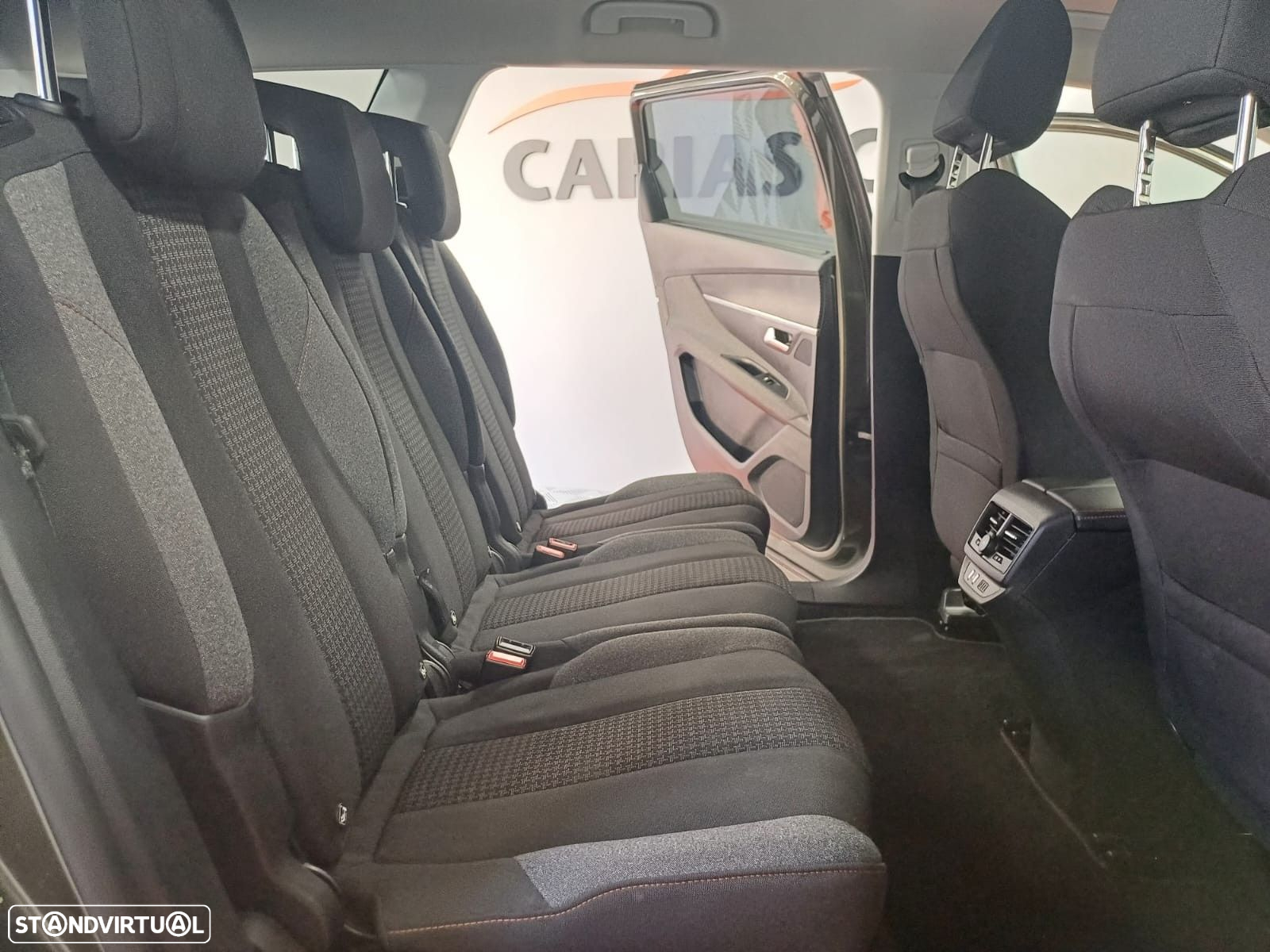 Peugeot 5008 1.5 BlueHDi Allure EAT8 - 12