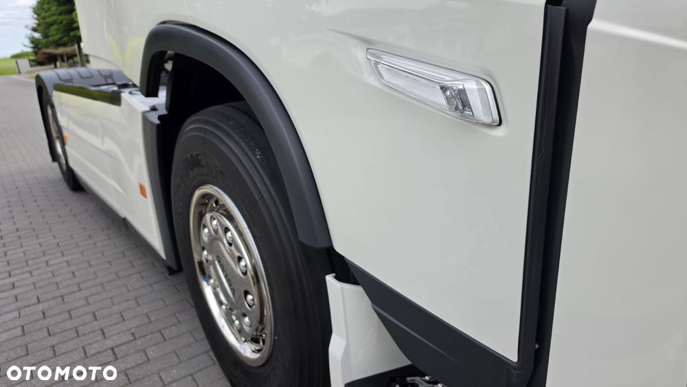 Volvo VOLVO///FH///500///2023/// GLOBETROTTER///XXL///1 TURBINA/// NOWE OPONY///KLIMATYZACJA POSTOJOWA///ZABUDOWY MIĘDZYOSIOWE///KAMERA/// VIRTUAL COCPIT///TABLET///STAN  BARDZO DOBRY - 11
