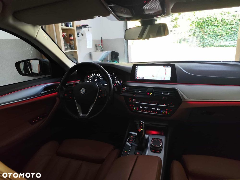 BMW Seria 5 520d - 6