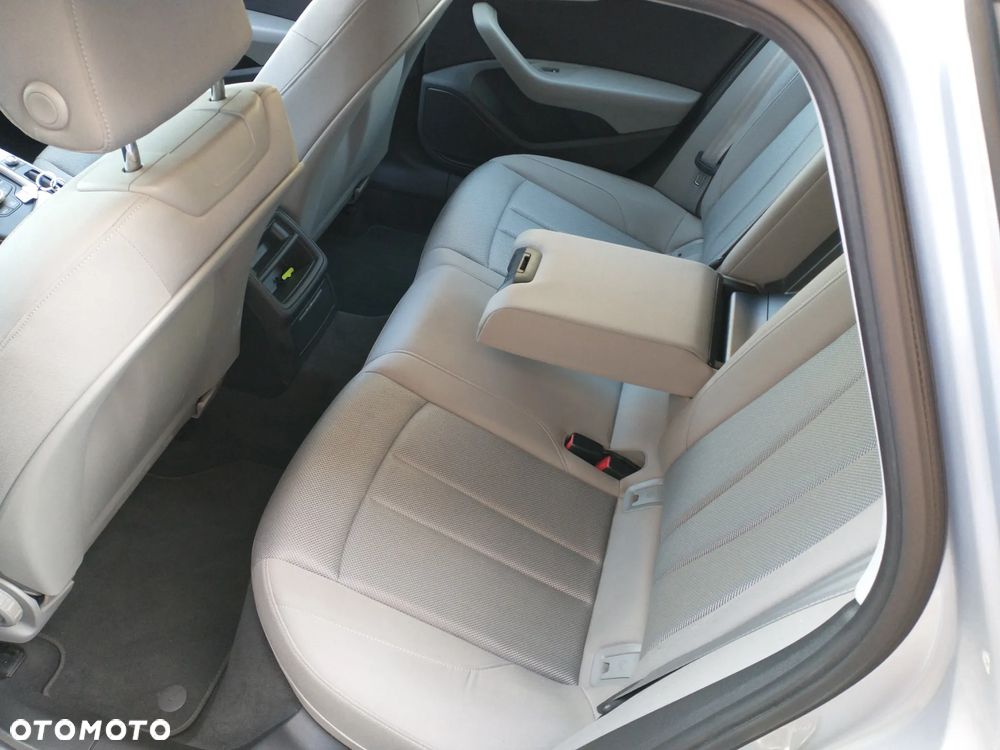 Audi A4 Avant - 22