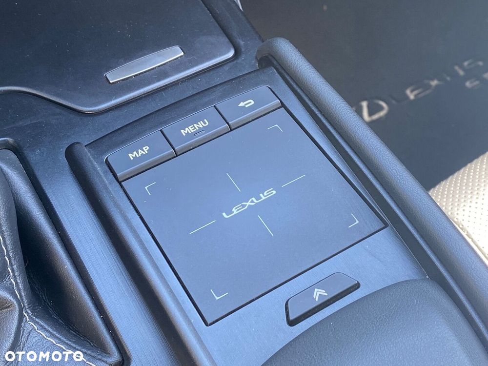 Lexus ES - 21