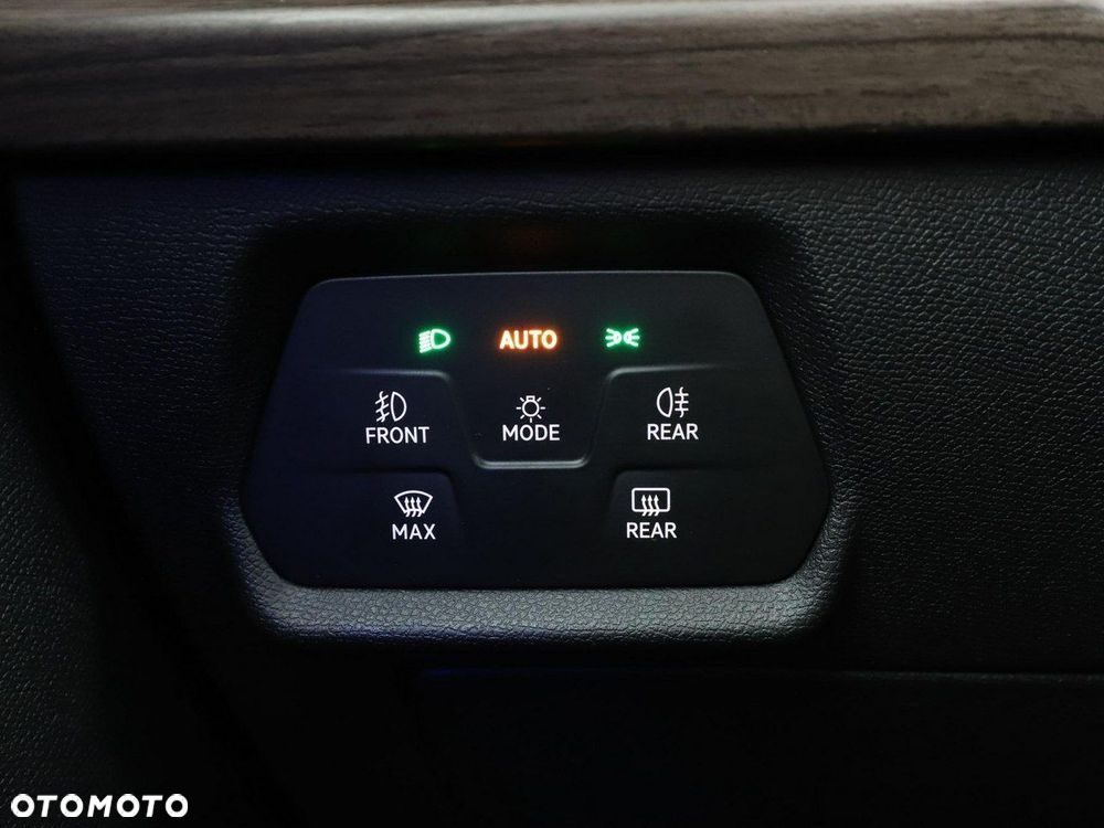 Seat Leon 1.4 e-Hybrid DSG Xcellence - 37