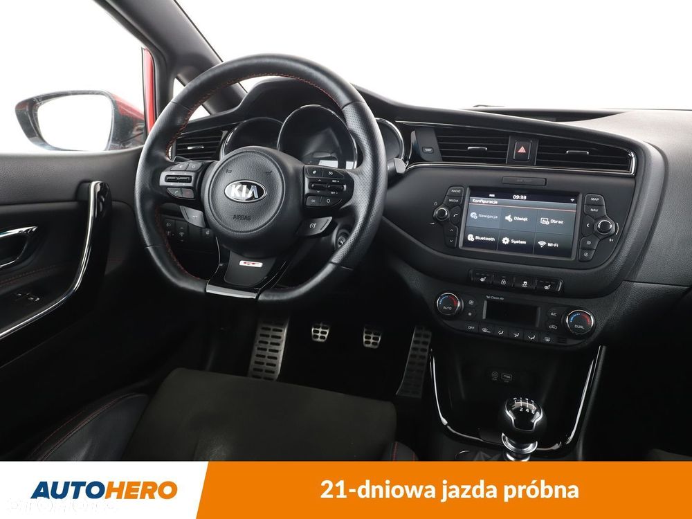 Kia ProCeed - 14