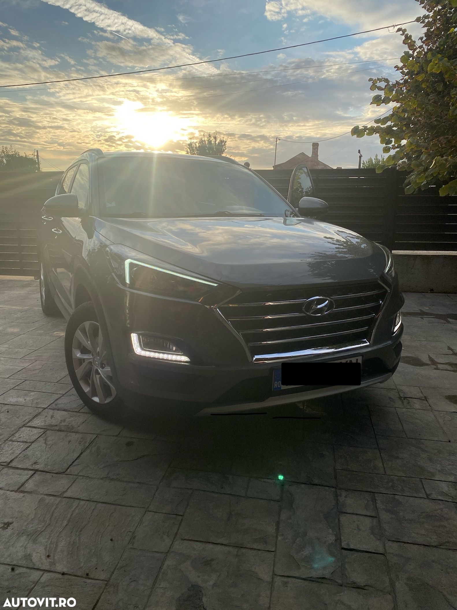 Hyundai Tucson - 1