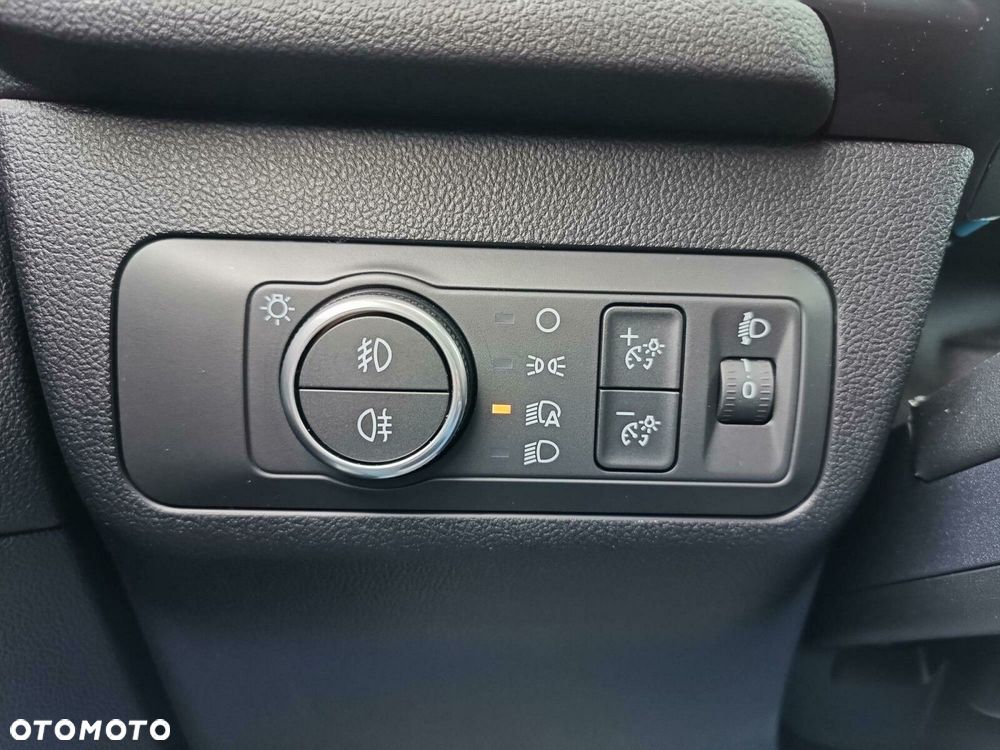 Ford Kuga - 30