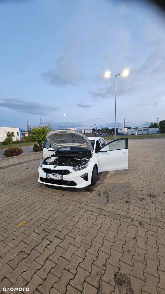 Kia Ceed 1.4 L Business Line - 33