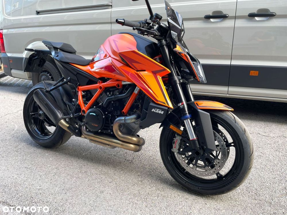 KTM Super Duke - 22