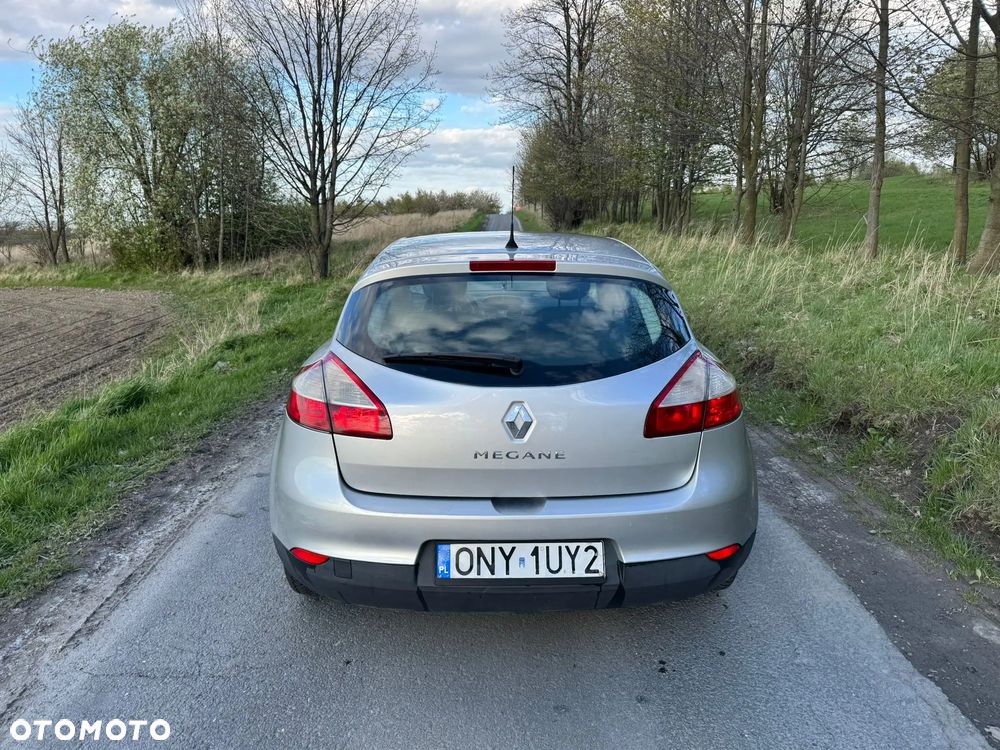 Renault Megane - 11