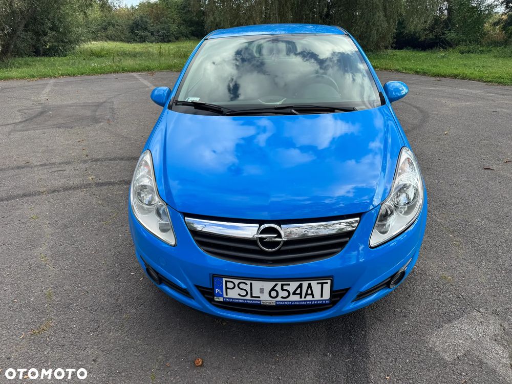 Opel Corsa 1.2 16V Sport - 2