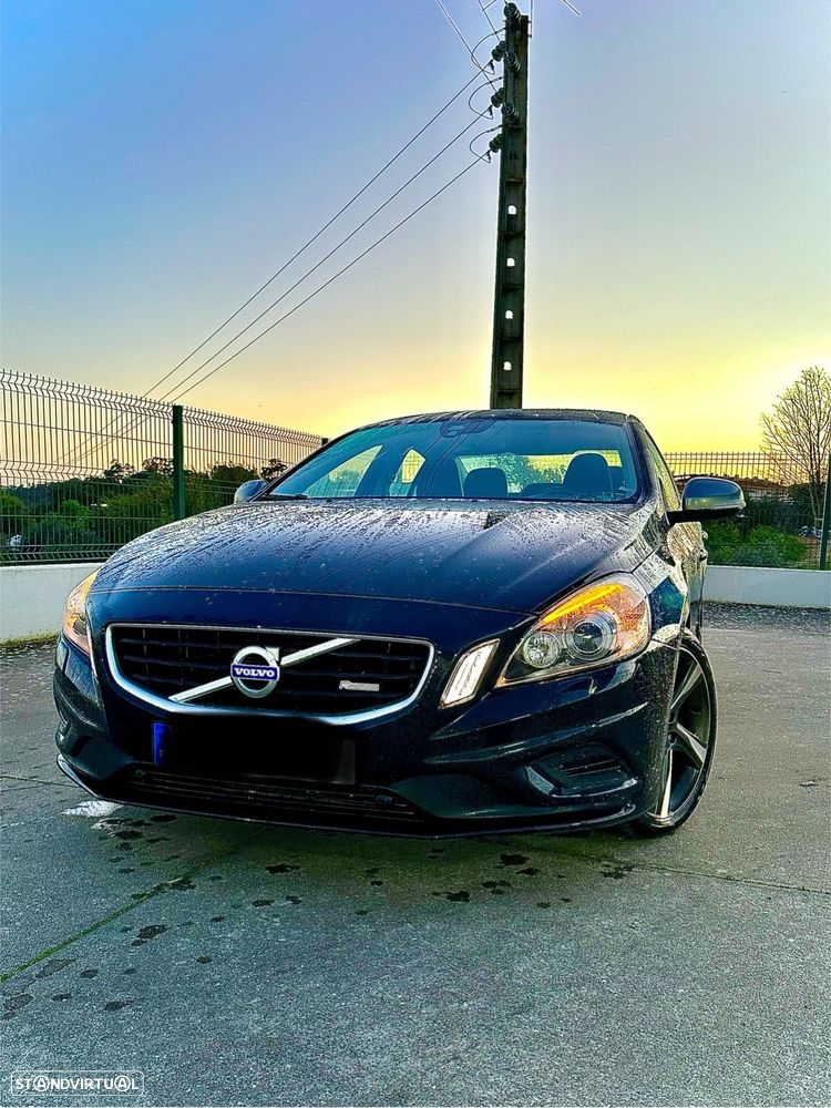Volvo S60 2.4 D5 R-Design Summum AWD Geartonic - 6