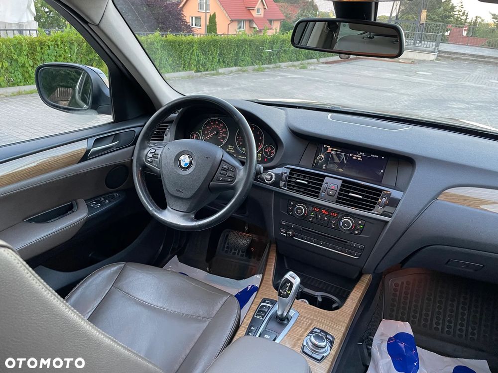 BMW X3 xDrive28i Sport-Aut - 23