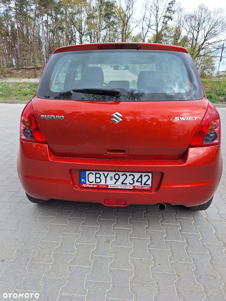 Suzuki Swift 1.3 DDiS Comfort - 5