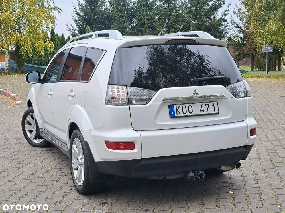 Mitsubishi Outlander 2011