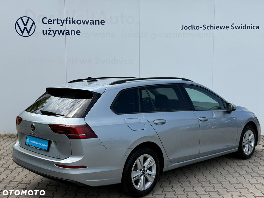 Volkswagen Golf Variant 1.5 eTSI EVO Life DSG - 2