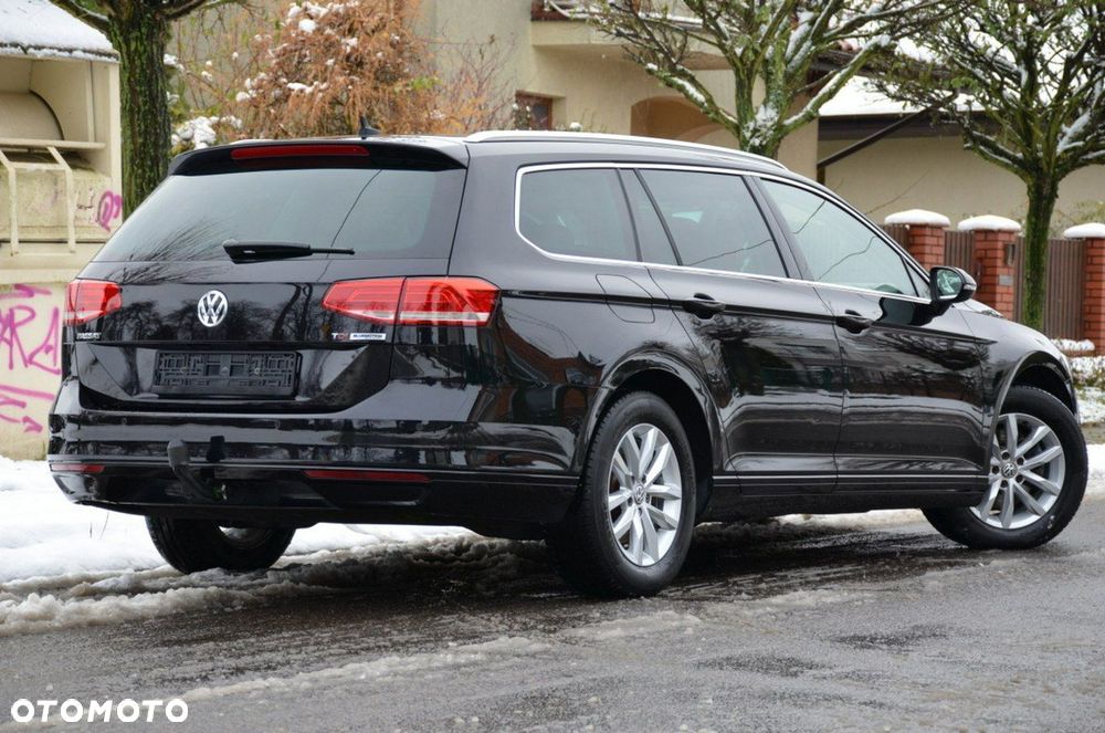 Volkswagen Passat - 14