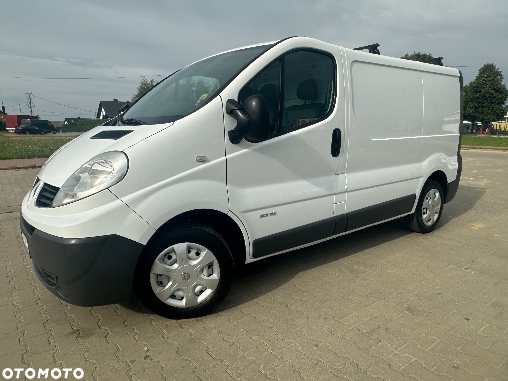 Renault Trafic - 1