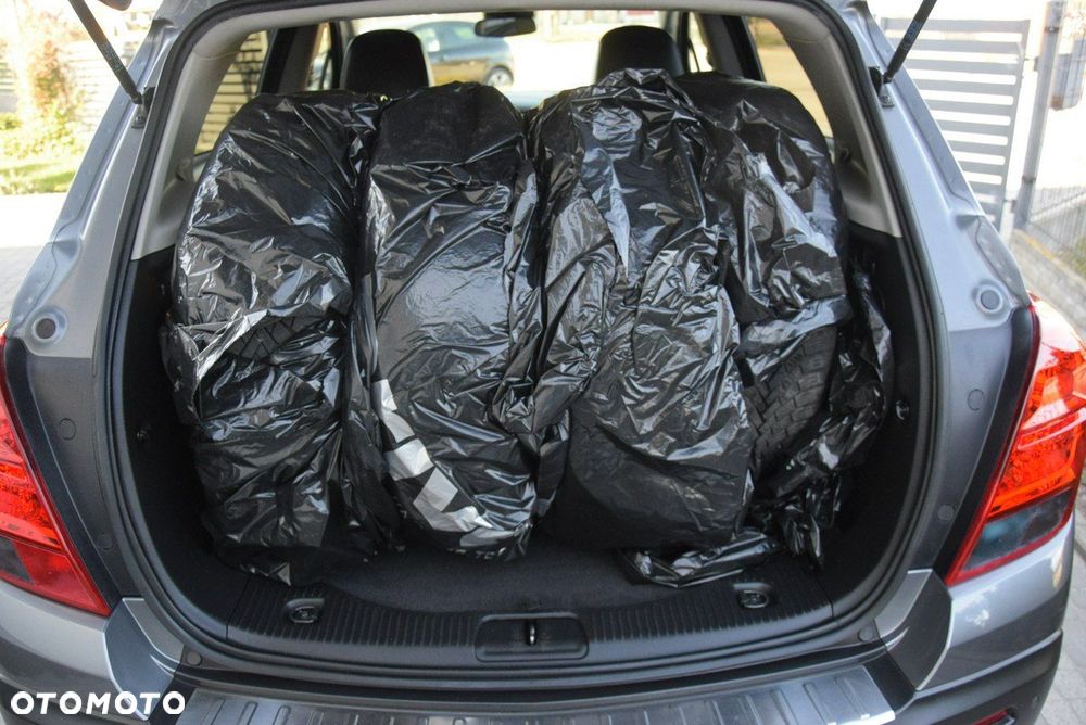 Chevrolet Trax 1.4 T LT AWD - 23