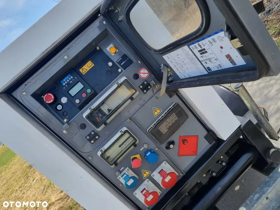 Mitsubishi SDMO R22kv Agregat Prądotwórczy Jezdny Jak Nowy 1990h Mitsubishi 2014r - 5