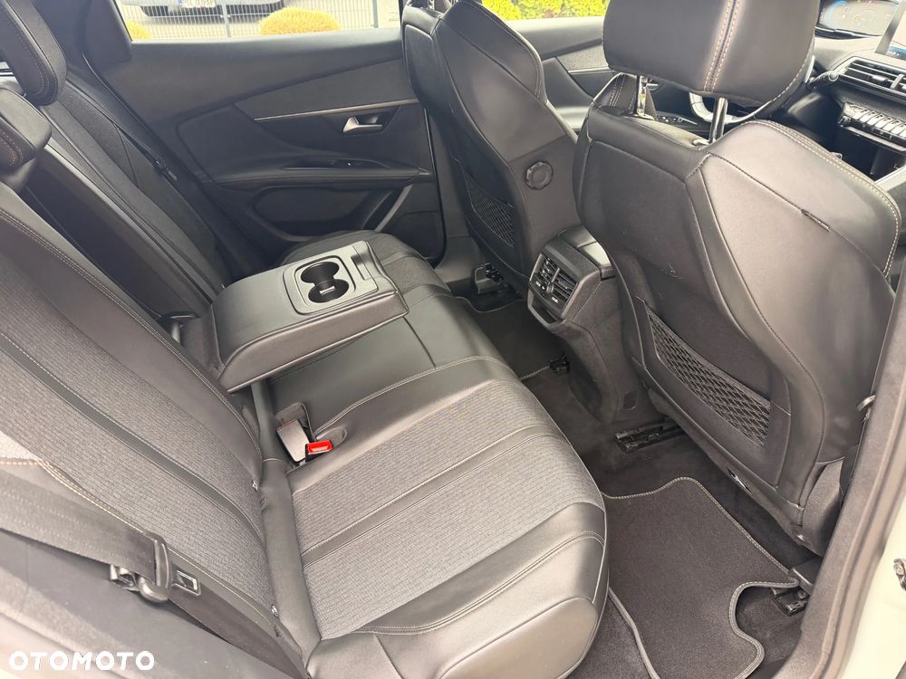 Peugeot 3008 - 12