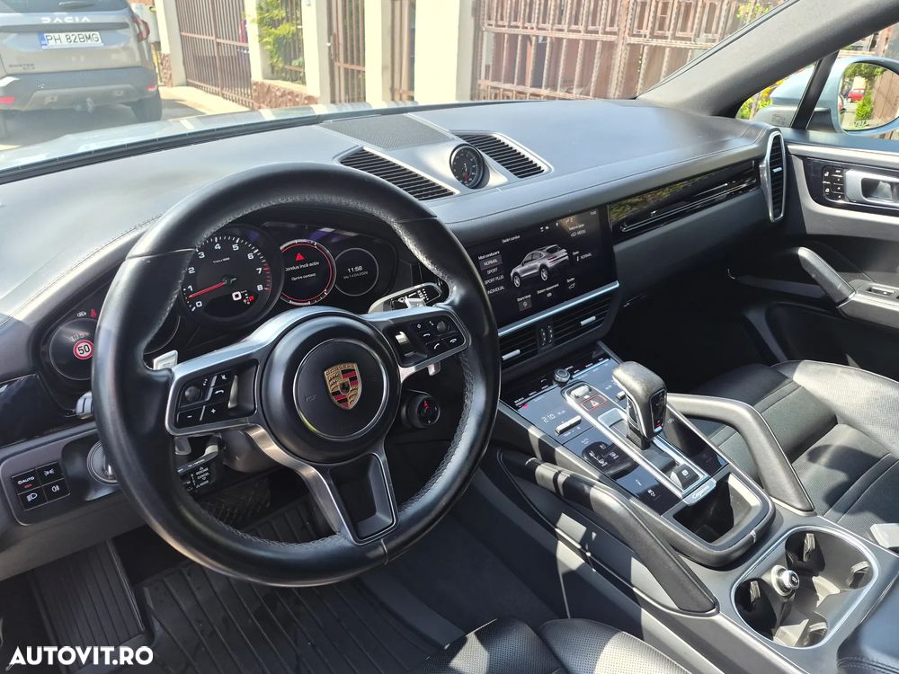 Porsche Cayenne - 17